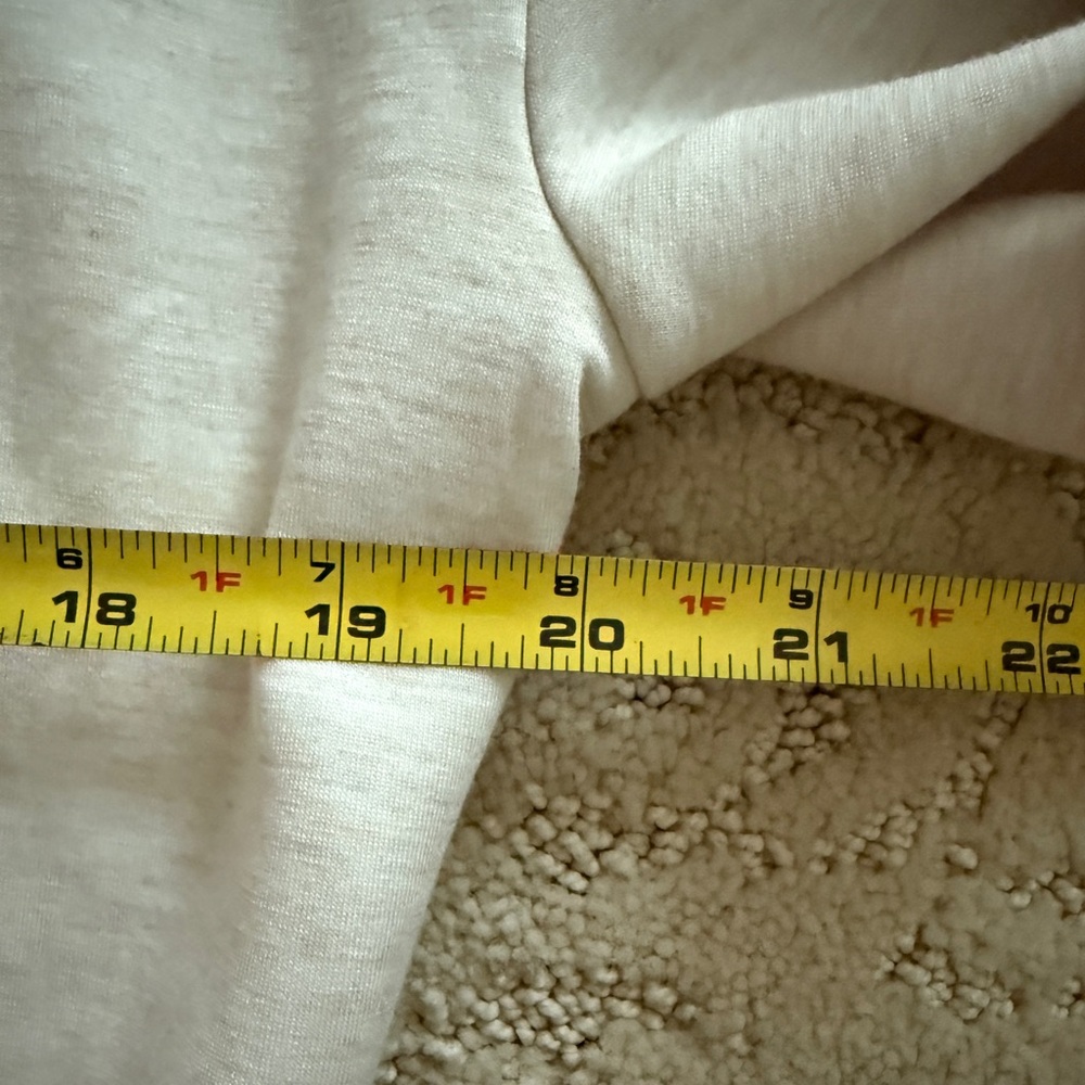 Spanx Air Essentials Women’s Medium Heathered Oat… - image 9